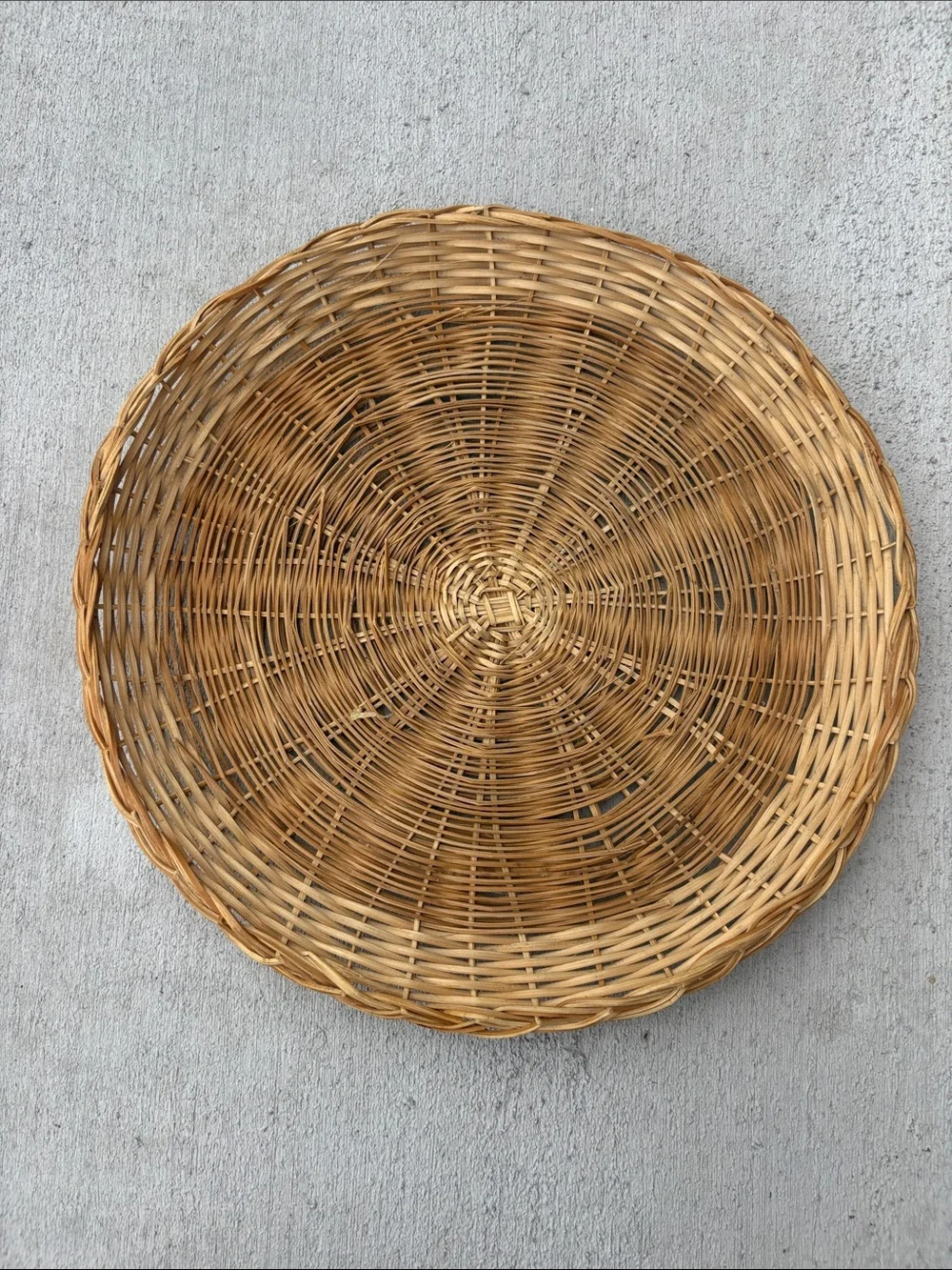 Vintage Woven Wicker Paper Plate Holder Boho Basket Charger Wall Art Single